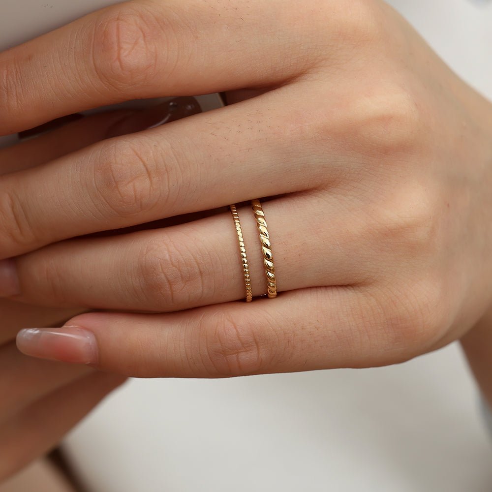 Anello Twist - (Regolabile) - Gleamora Gioielli